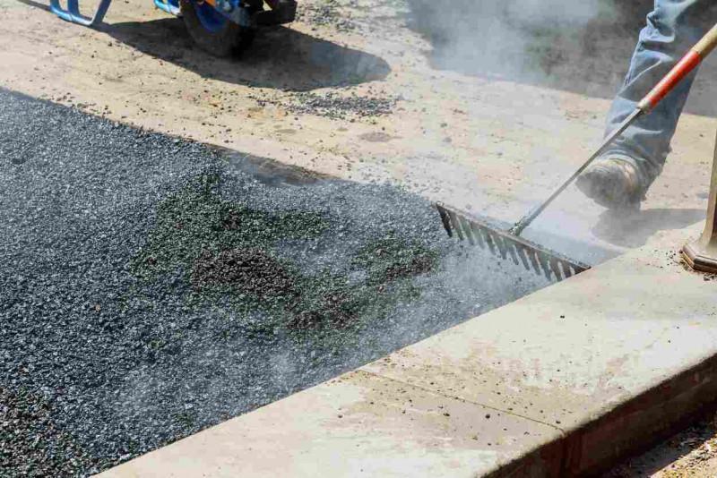 asphalt-paving-street-resurfacing-fresh-asphalt-c-2021-09-04-10-22-11-utc-1-3